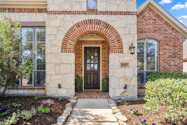 9007 Gable Glen Lane, Houston, TX 77095