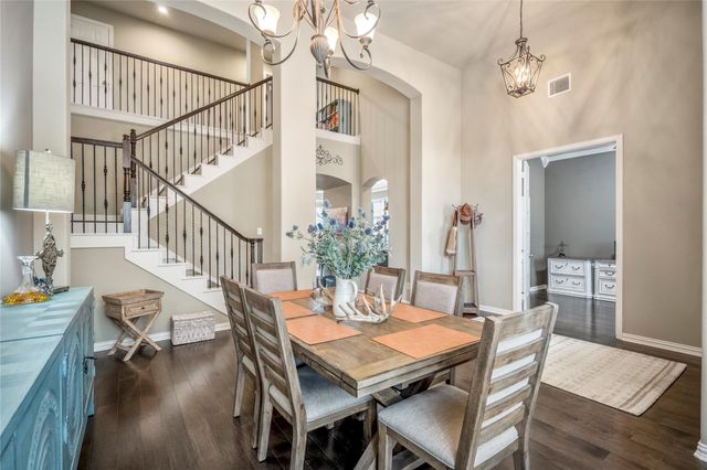 9007 Gable Glen Lane, Houston, TX 77095