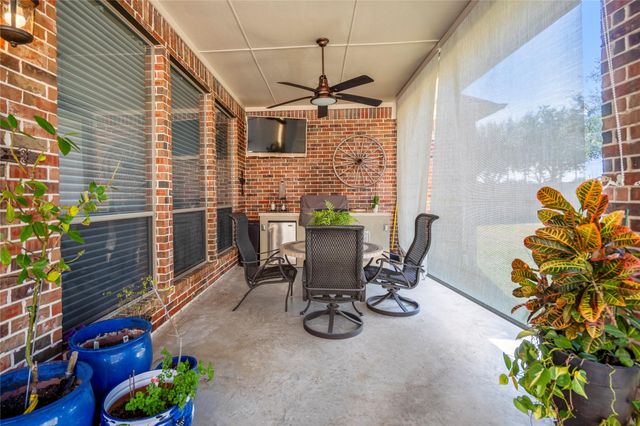 9007 Gable Glen Lane, Houston, TX 77095