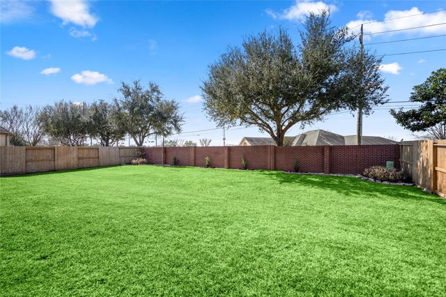 9007 Gable Glen Lane, Houston, TX 77095