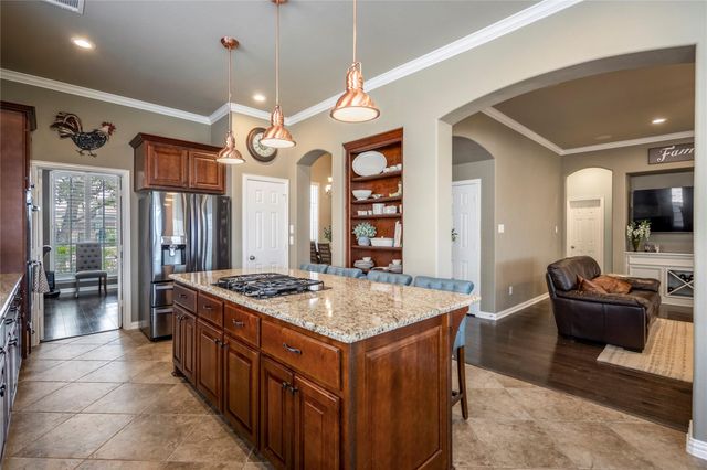 9007 Gable Glen Lane, Houston, TX 77095