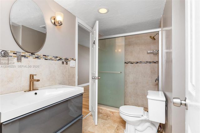3545 NE 166th Street 805, North Miami Beach, FL 33160