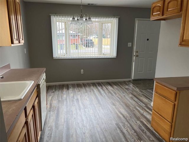 9151 Groschner Street, Taylor, MI 48180