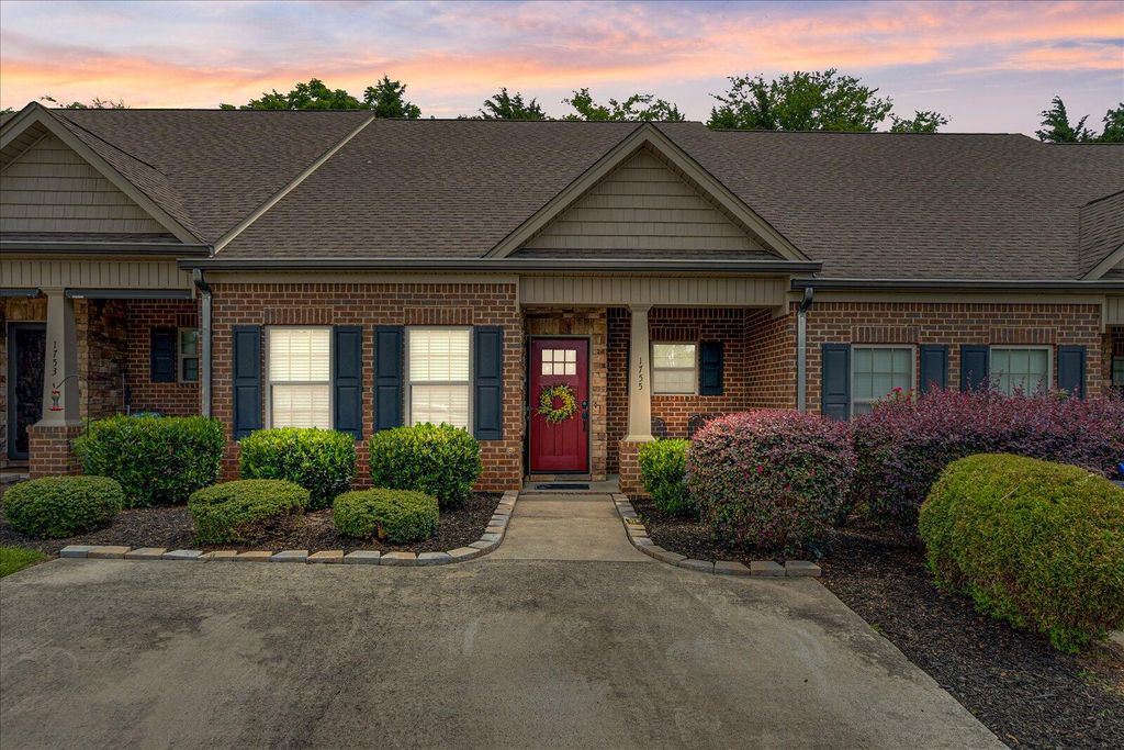 1755 Stonebriar Drive NE, Cleveland, TN 37312