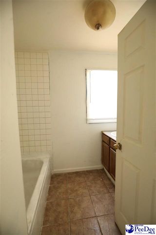 919 Gibson St, Hartsville, SC 29550