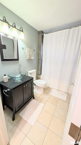 125 W AUTUMN Lane, East Peoria, IL 61611