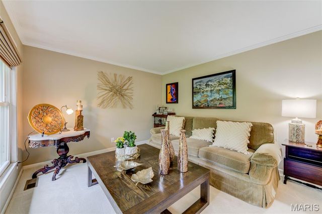 12150 Greenwalk Drive, Unincorporated, MO 63146