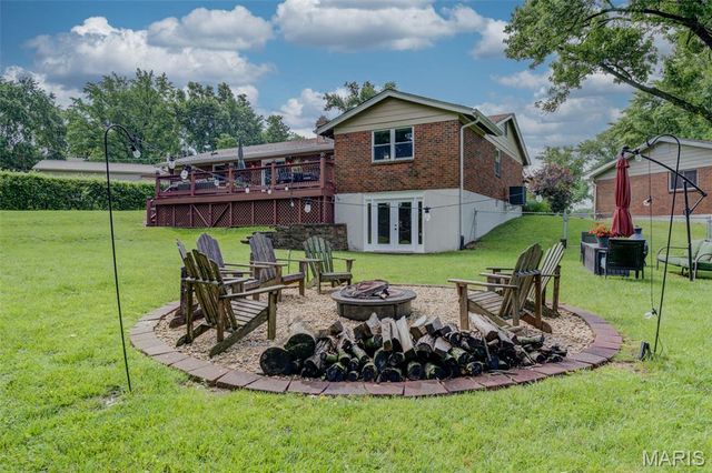 12150 Greenwalk Drive, Unincorporated, MO 63146