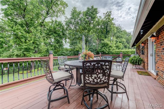 12150 Greenwalk Drive, Unincorporated, MO 63146