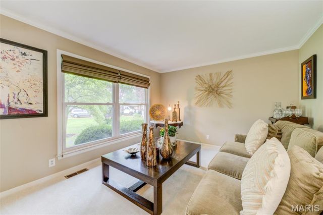 12150 Greenwalk Drive, Unincorporated, MO 63146