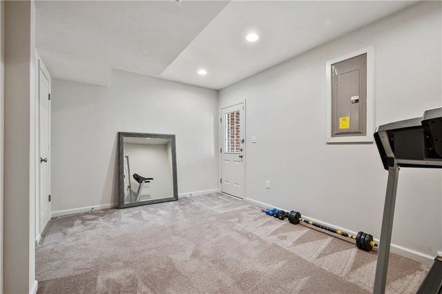 329 Marshall Heights Dr, Marshall, PA 15090