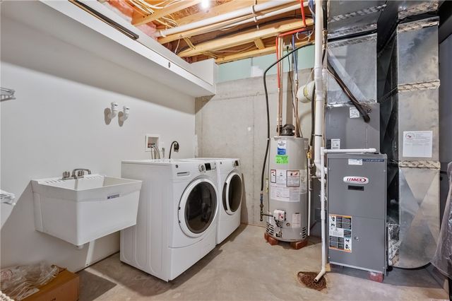 329 Marshall Heights Dr, Marshall, PA 15090