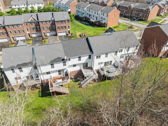 329 Marshall Heights Dr, Marshall, PA 15090