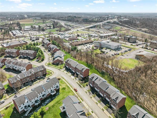 329 Marshall Heights Dr, Marshall, PA 15090