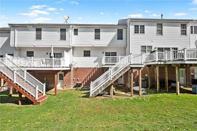 329 Marshall Heights Dr, Marshall, PA 15090