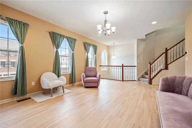 329 Marshall Heights Dr, Marshall, PA 15090