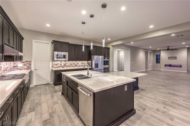 12006 Vento Forte Avenue, Las Vegas, NV 89138