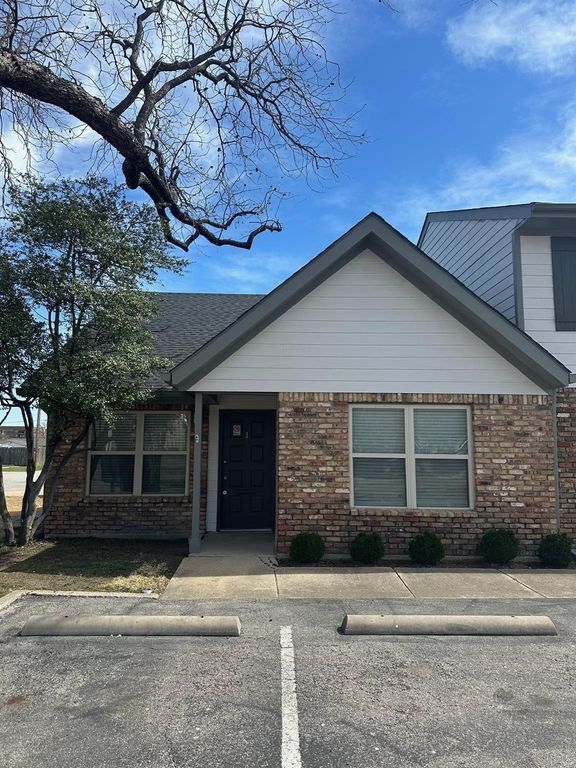 250 N Mill Street 1, Lewisville, TX 75057