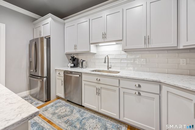 52 Brookview Circle 52, Bristol, CT 06010