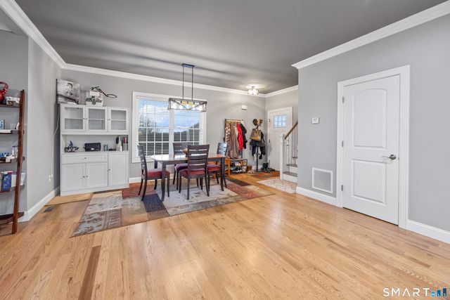 52 Brookview Circle 52, Bristol, CT 06010