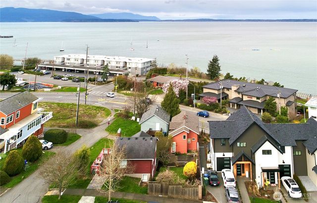 522 12th Street, Bellingham, WA 98225