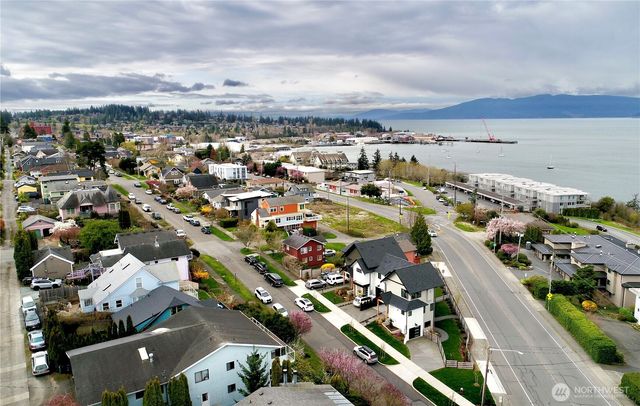 522 12th Street, Bellingham, WA 98225