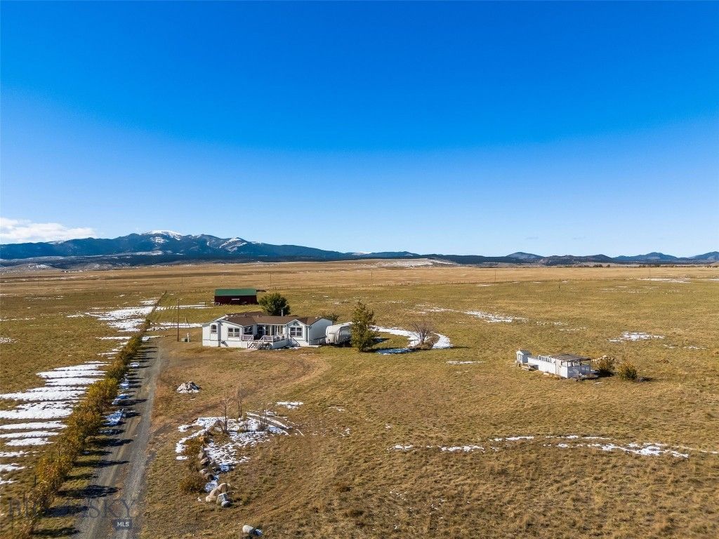 1873 Jack Rabbit Lane, Whitehall, MT 59759 photo 4
