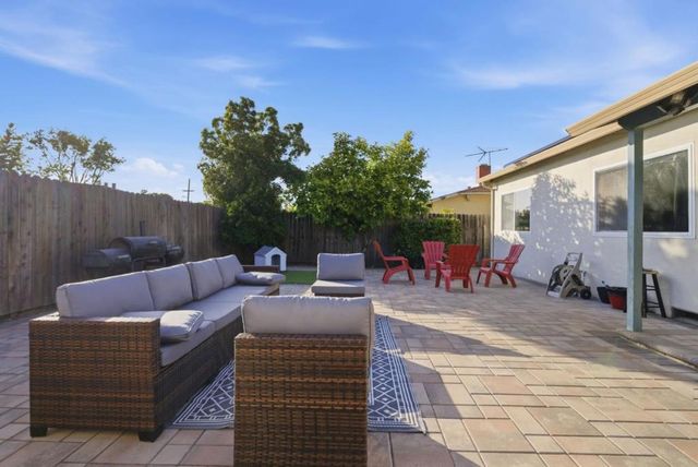 26673 Huntwood Avenue, Hayward, CA 94544