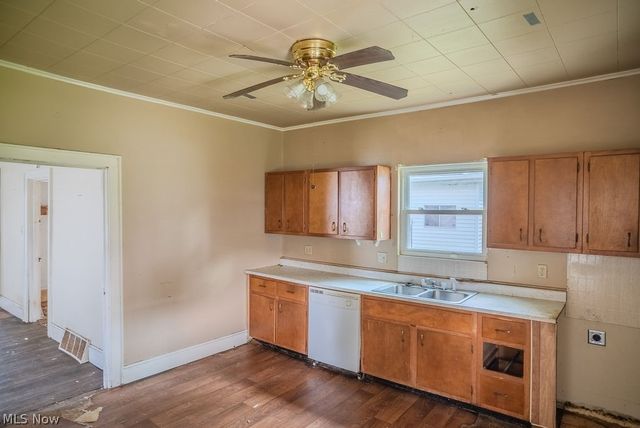 911 Dickel Avenue, Parkersburg, WV 26101