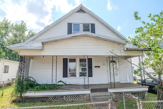 911 Dickel Avenue, Parkersburg, WV 26101