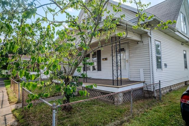 911 Dickel Avenue, Parkersburg, WV 26101