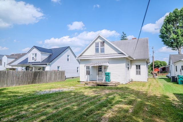 911 Dickel Avenue, Parkersburg, WV 26101