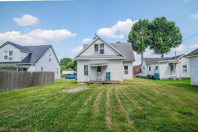 911 Dickel Avenue, Parkersburg, WV 26101