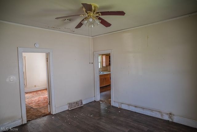 911 Dickel Avenue, Parkersburg, WV 26101