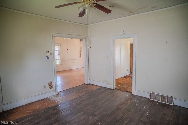 911 Dickel Avenue, Parkersburg, WV 26101
