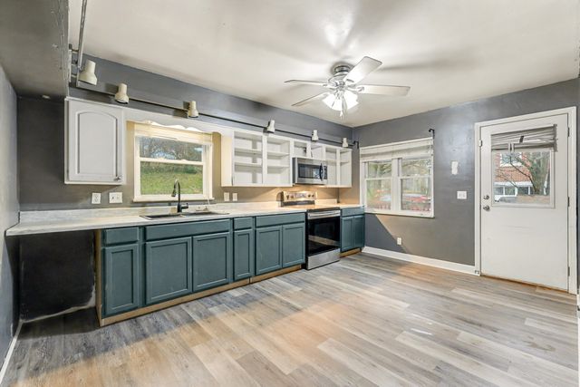 54 Pleasant Drive, Highland Heights, KY 41076