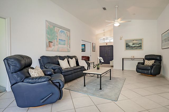 7008 SE Twin Oaks Circle, Stuart, FL 34997