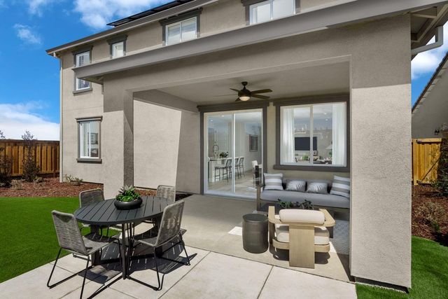 336 Miramar Dr, Lathrop, CA 95330