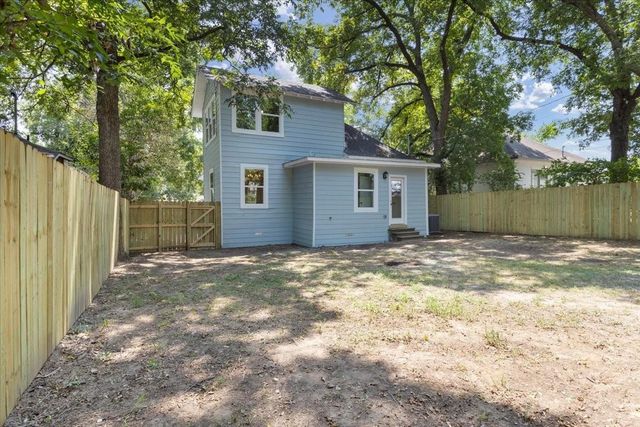 627 W Monterey Street, Denison, TX 75020