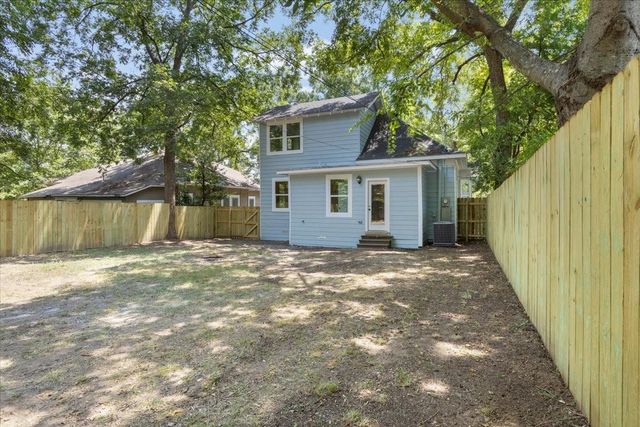 627 W Monterey Street, Denison, TX 75020