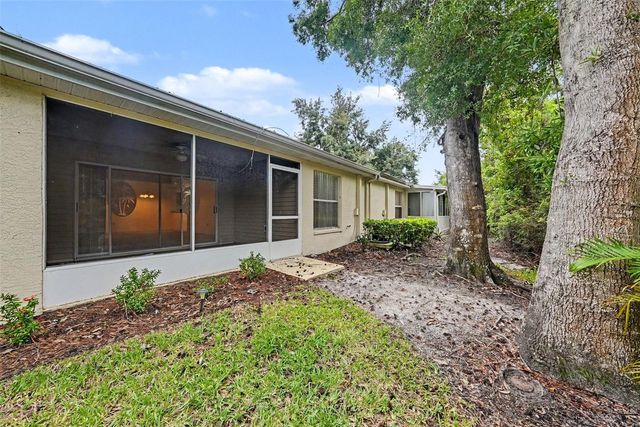 2437 NANTUCKET HARBOR LOOP 2437, Sun City Center, FL 33573