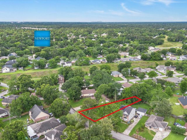 16815 S Lighthouse Drive, Crosby, TX 77532