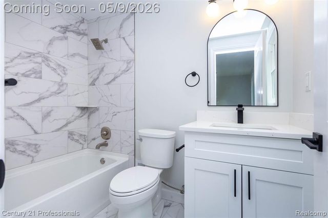 3091 Heritage Drive, Troy, MI 48083