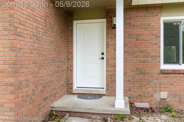 3091 Heritage Drive, Troy, MI 48083