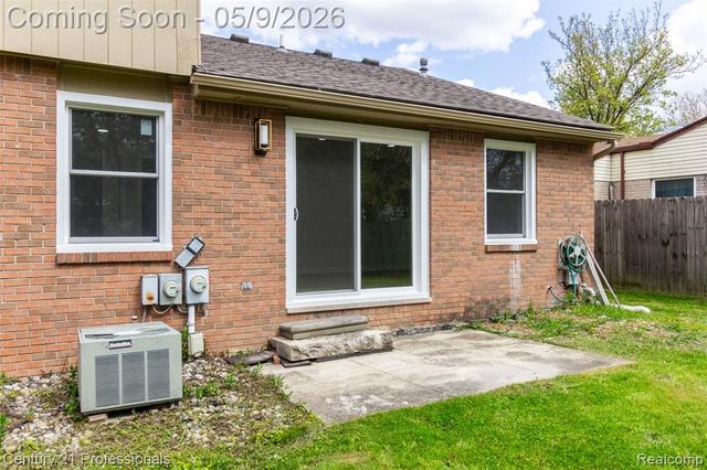 3091 Heritage Drive, Troy, MI 48083