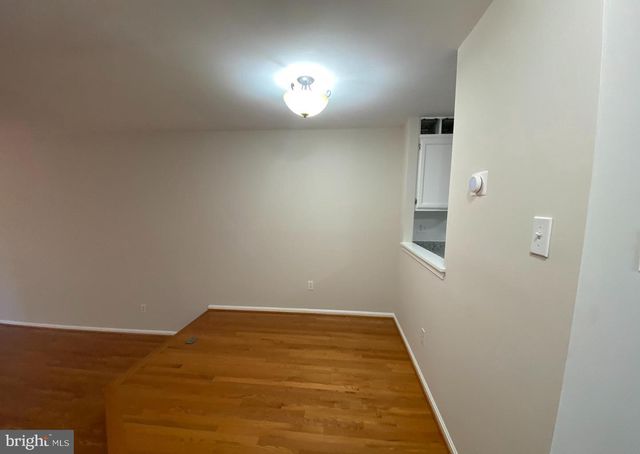 11198 SILENTWOOD LN, Reston, VA 20191