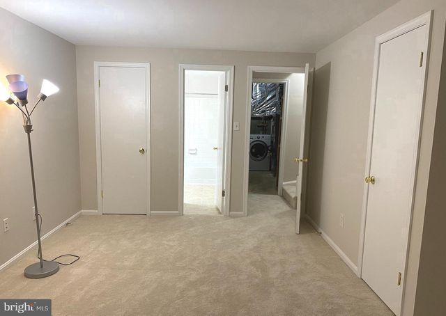 11198 SILENTWOOD LN, Reston, VA 20191