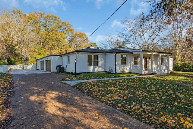 818 Bresslyn Rd, Nashville, TN 37205