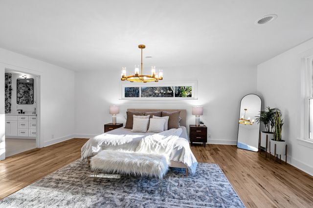 818 Bresslyn Rd, Nashville, TN 37205