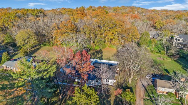 818 Bresslyn Rd, Nashville, TN 37205